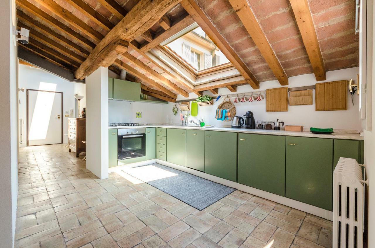 Altabella Panoramic Terrace Apartment Bologna Bagian luar foto