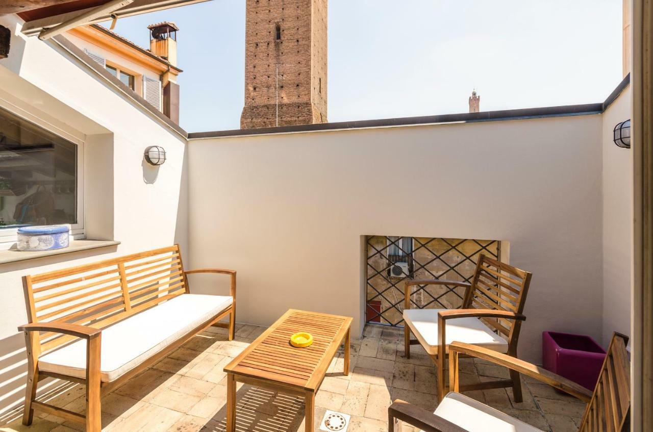 Altabella Panoramic Terrace Apartment Bologna Bagian luar foto
