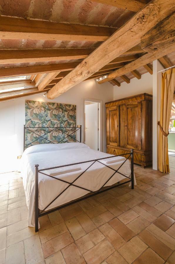 Altabella Panoramic Terrace Apartment Bologna Bagian luar foto